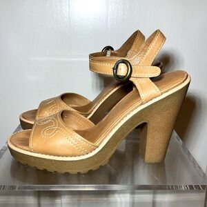 Marc by Marc Jacobs Camel Leather Platform Sandals-Size 39-Excellent Condition